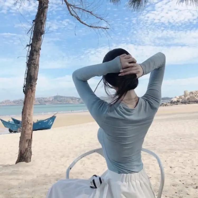 探讨人生意义《生之欲》高清在线：得知患上绝症的老官僚，如何在人生最后时光寻找意义